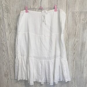 Elegant White A-Line Skirt